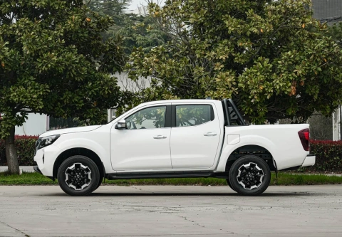 2026 Nissan Navara 2.0T 228HP L4 8AT