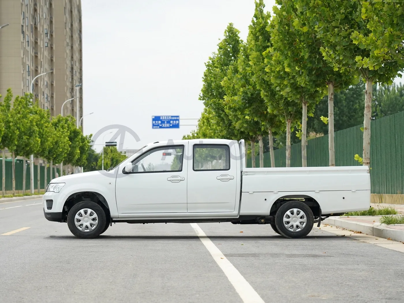 2016 ChangAn Kaicene ShenQi F30 1.5L 112HP L4 5MT,autocango,china used car exporter,china ev exporter,chinese used car exporter,chinese used ev exporter