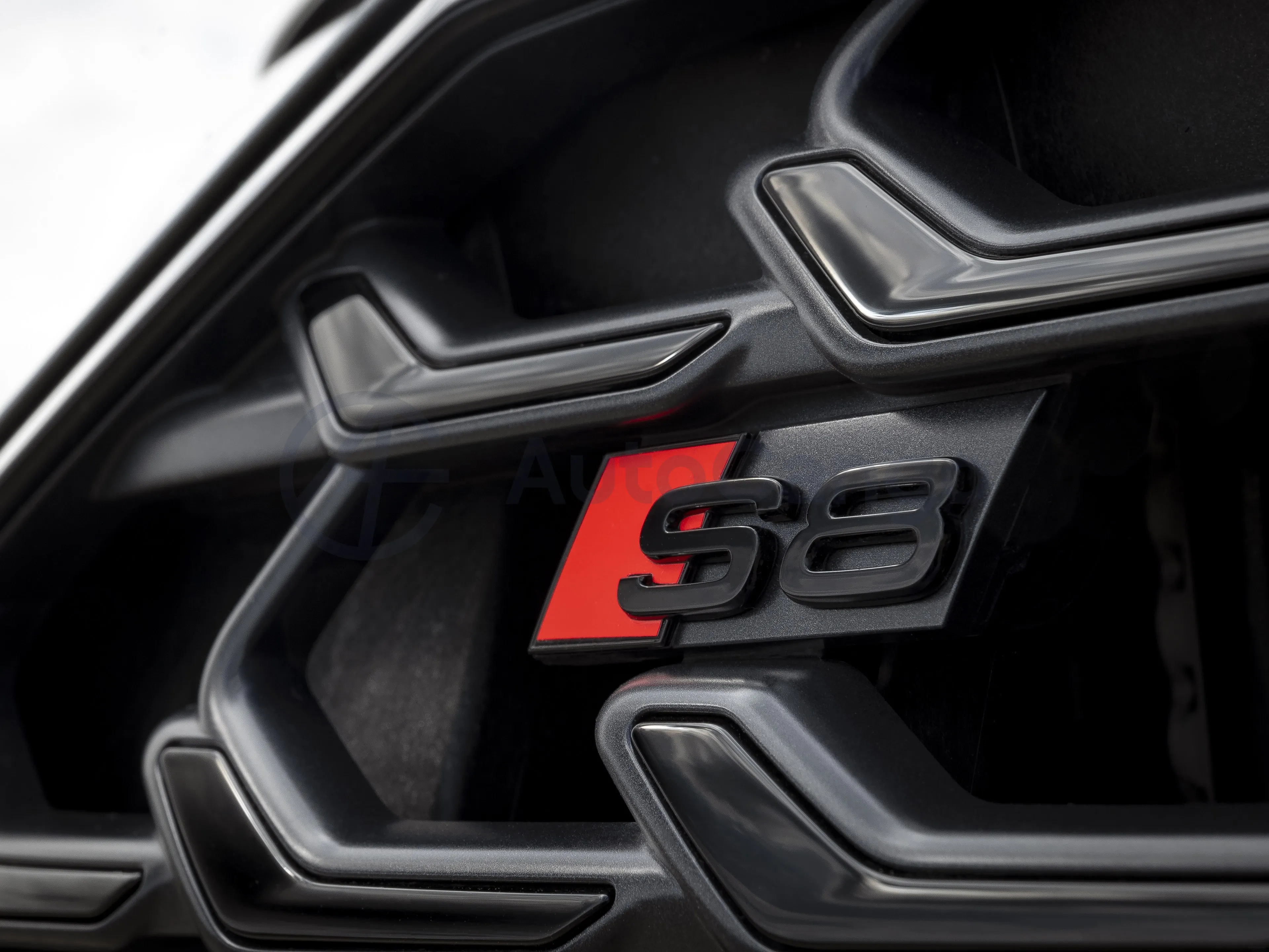 2025 Audi S8 4.0T 571HP V8 8AT,autocango,china used car exporter,china ev exporter,chinese used car exporter,chinese used ev exporter