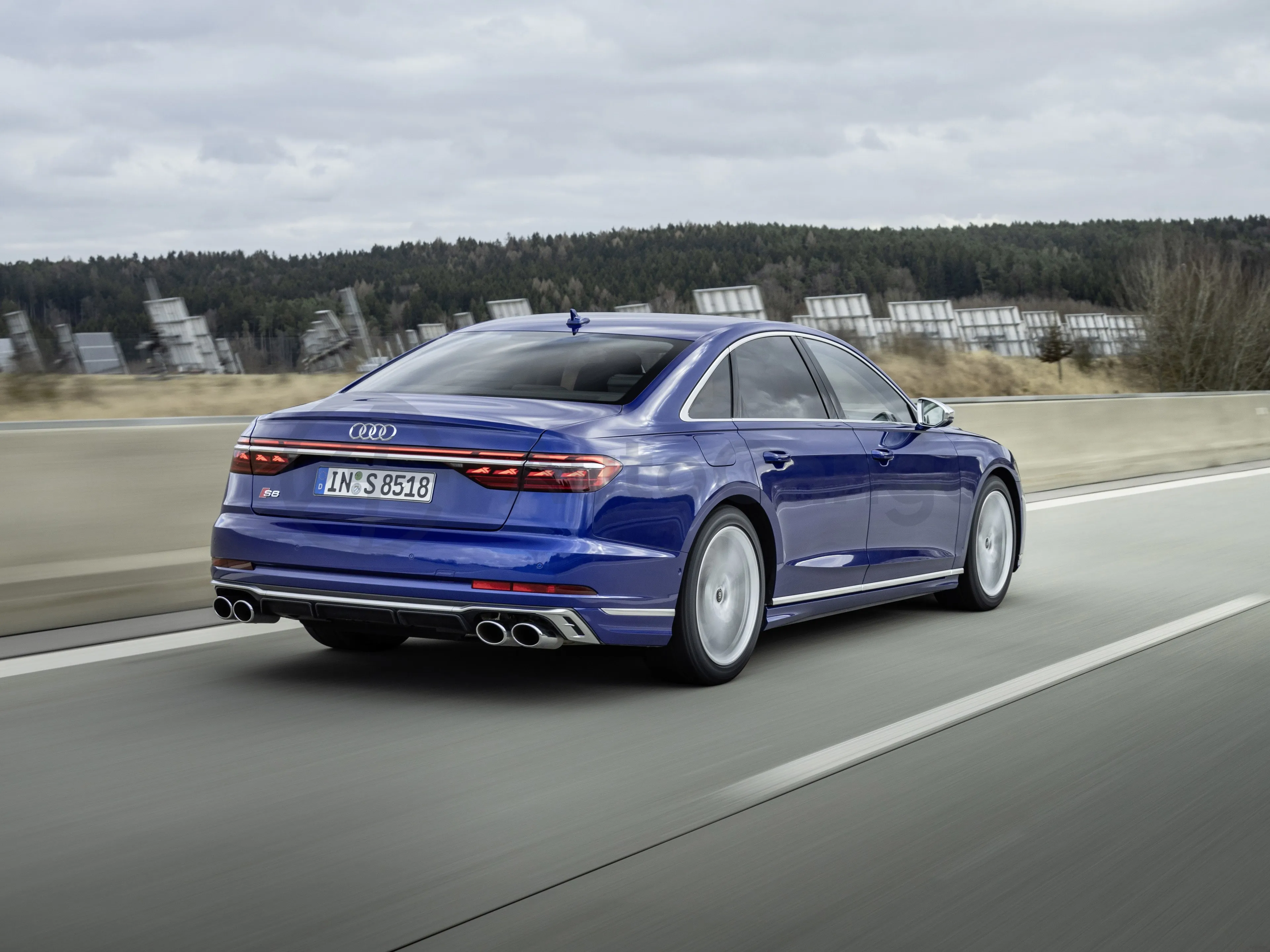 2025 Audi S8 4.0T 571HP V8 8AT,autocango,china used car exporter,china ev exporter,chinese used car exporter,chinese used ev exporter