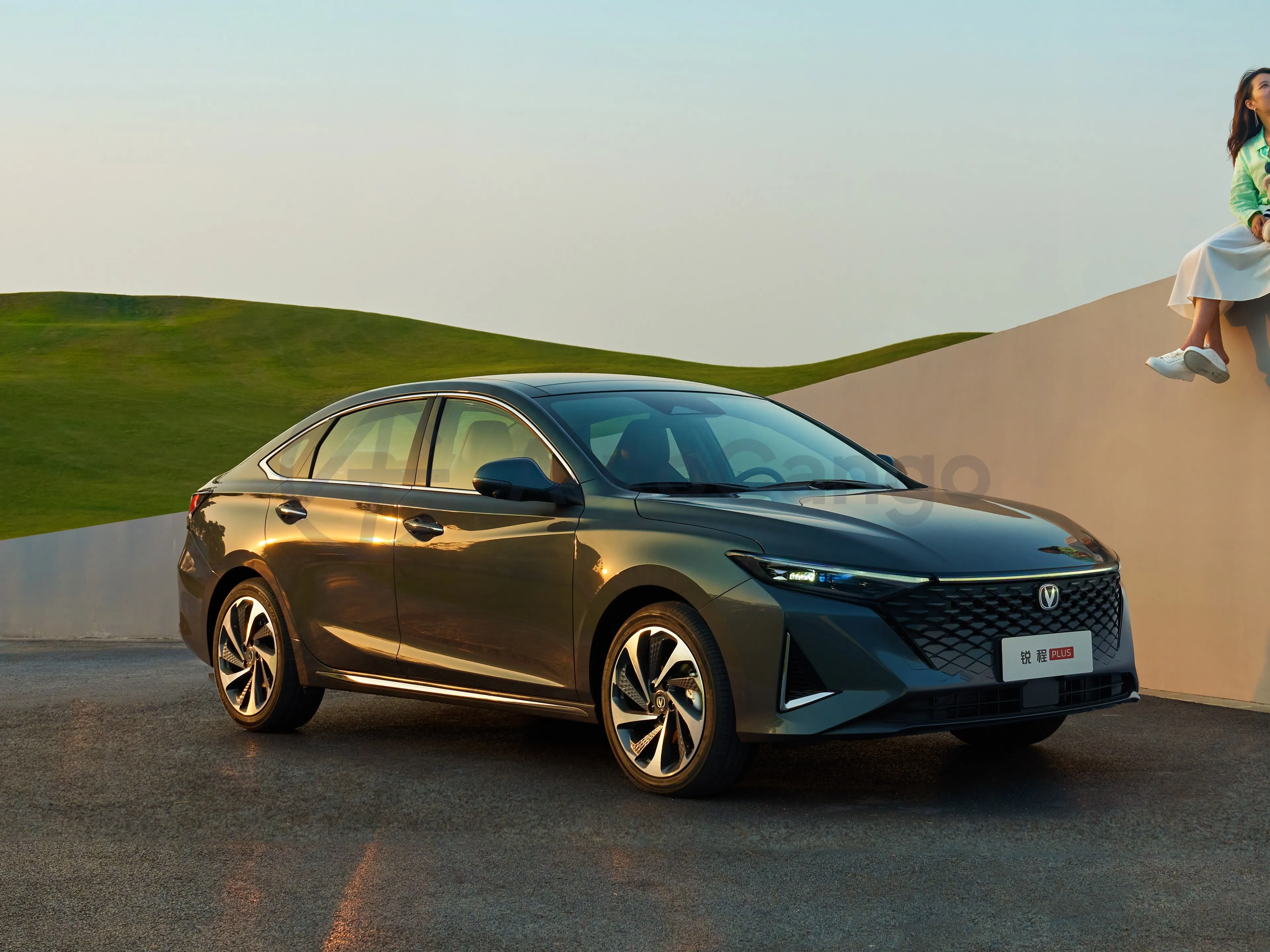 2023 ChangAn Raeton Plus 1.5T 188HP L4 7DCT,autocango,china used car exporter,china ev exporter,chinese used car exporter,chinese used ev exporter