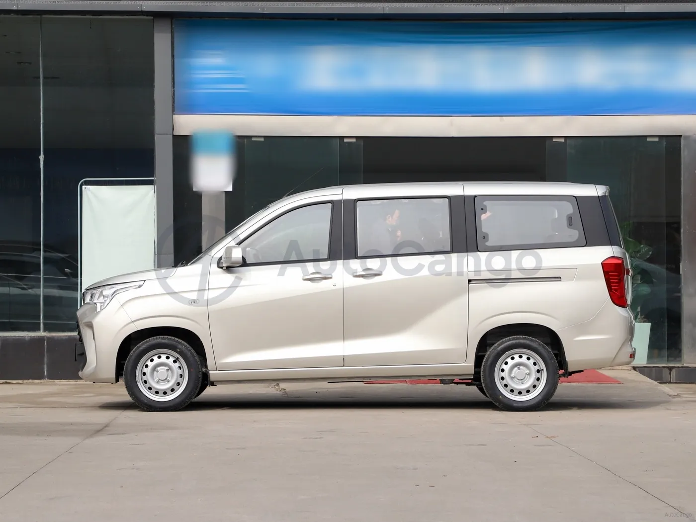 2022 DongFeng Fengon Fengon 380 1.5L 112HP L4 5MT,autocango,china used car exporter,china ev exporter,chinese used car exporter,chinese used ev exporter