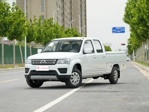 2016 ChangAn Kaicene ShenQi F30 1.5L 112HP L4 5MT