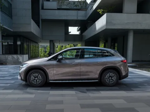 2026 Mercedes-Benz EQE SUV BEV