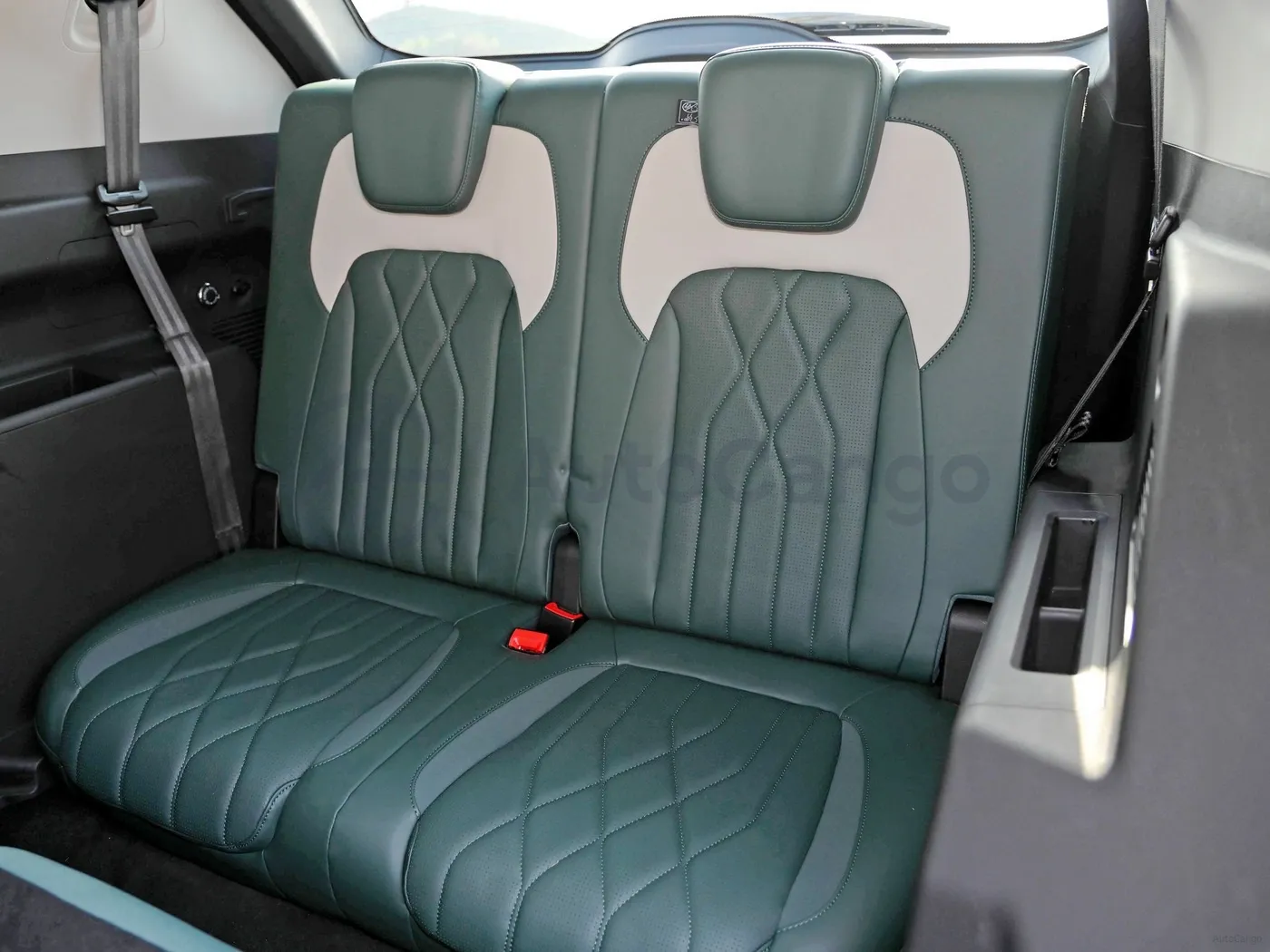 2024 Jetour ShanHai L9 1.5T 156HP L4 2DHT PHEV 19.43KWH,autocango,china used car exporter,china ev exporter,chinese used car exporter,chinese used ev exporter