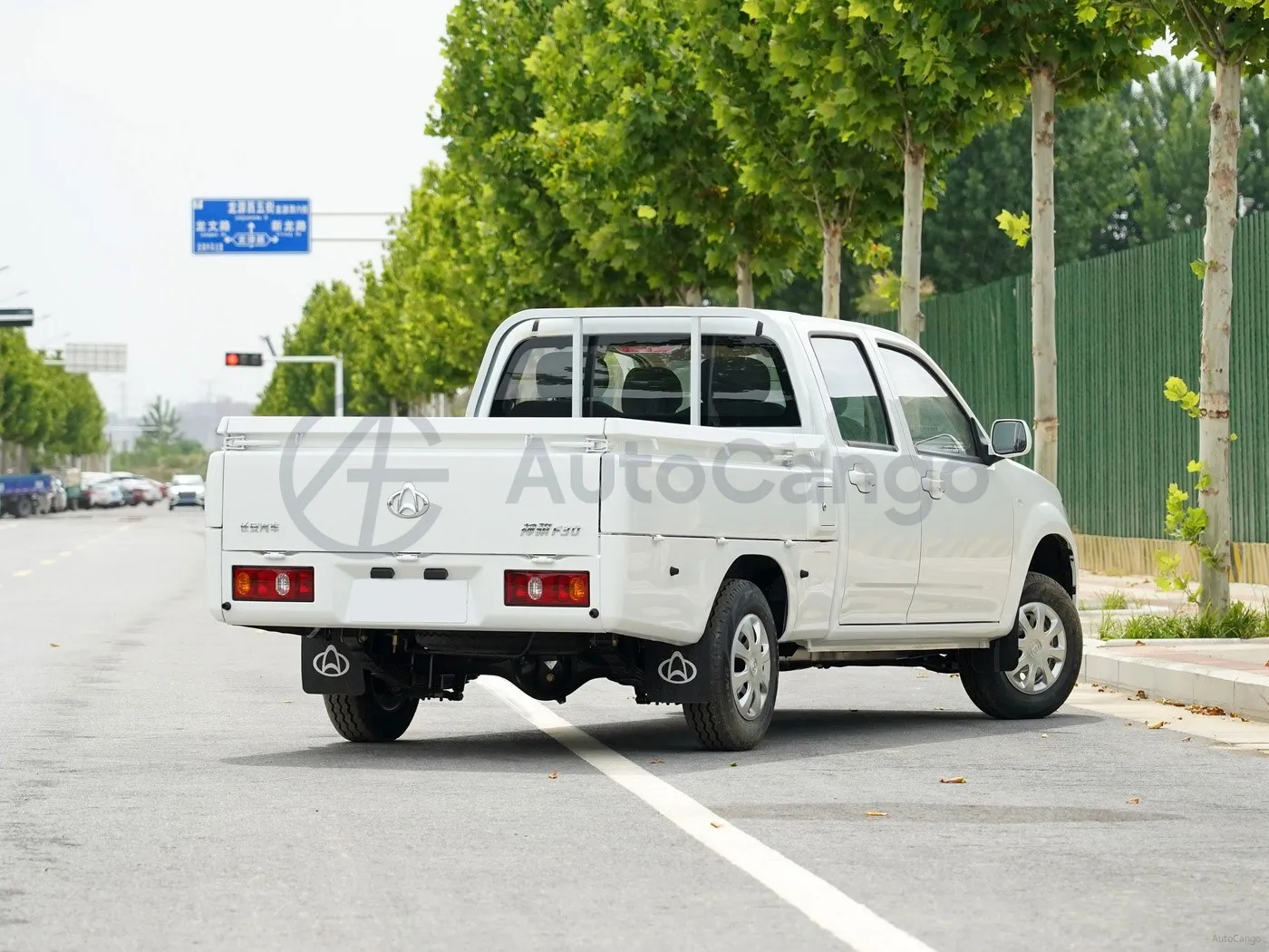 2016 ChangAn Kaicene ShenQi F30 1.5L 112HP L4 5MT,autocango,china used car exporter,china ev exporter,chinese used car exporter,chinese used ev exporter