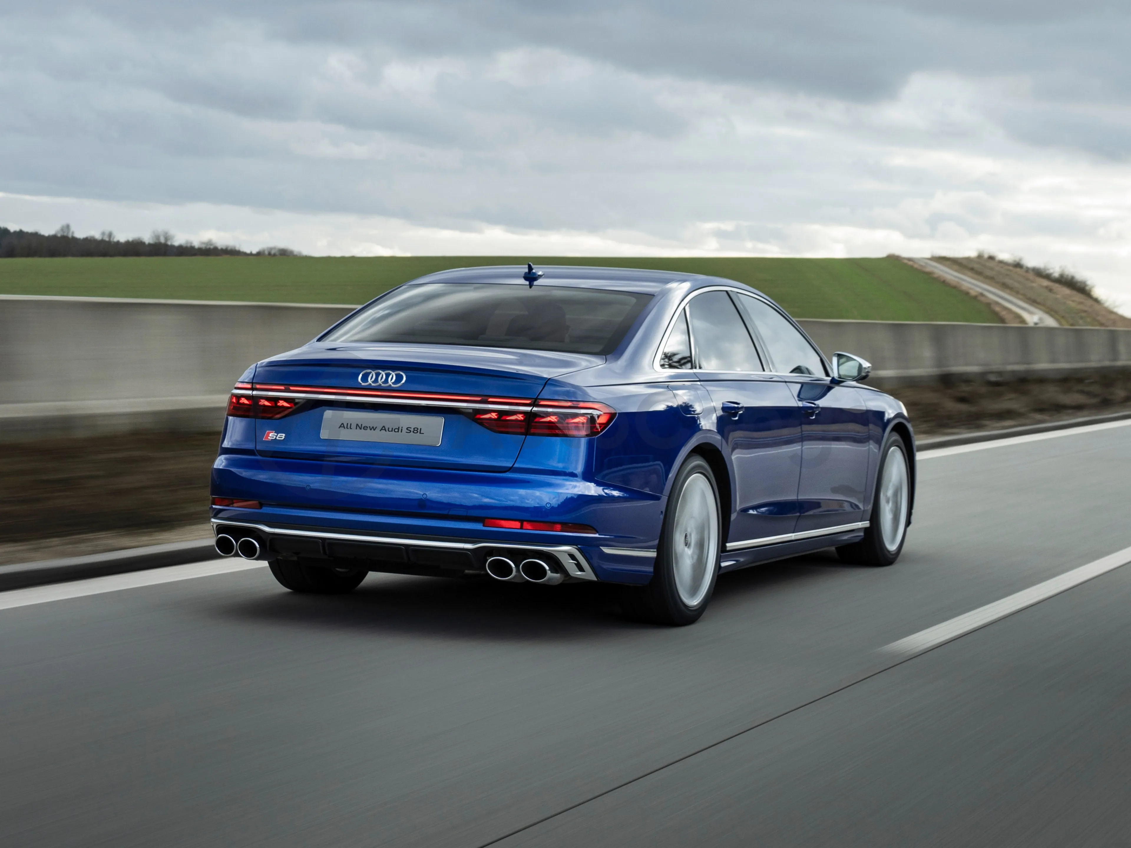 2025 Audi S8 4.0T 571HP V8 8AT,autocango,china used car exporter,china ev exporter,chinese used car exporter,chinese used ev exporter