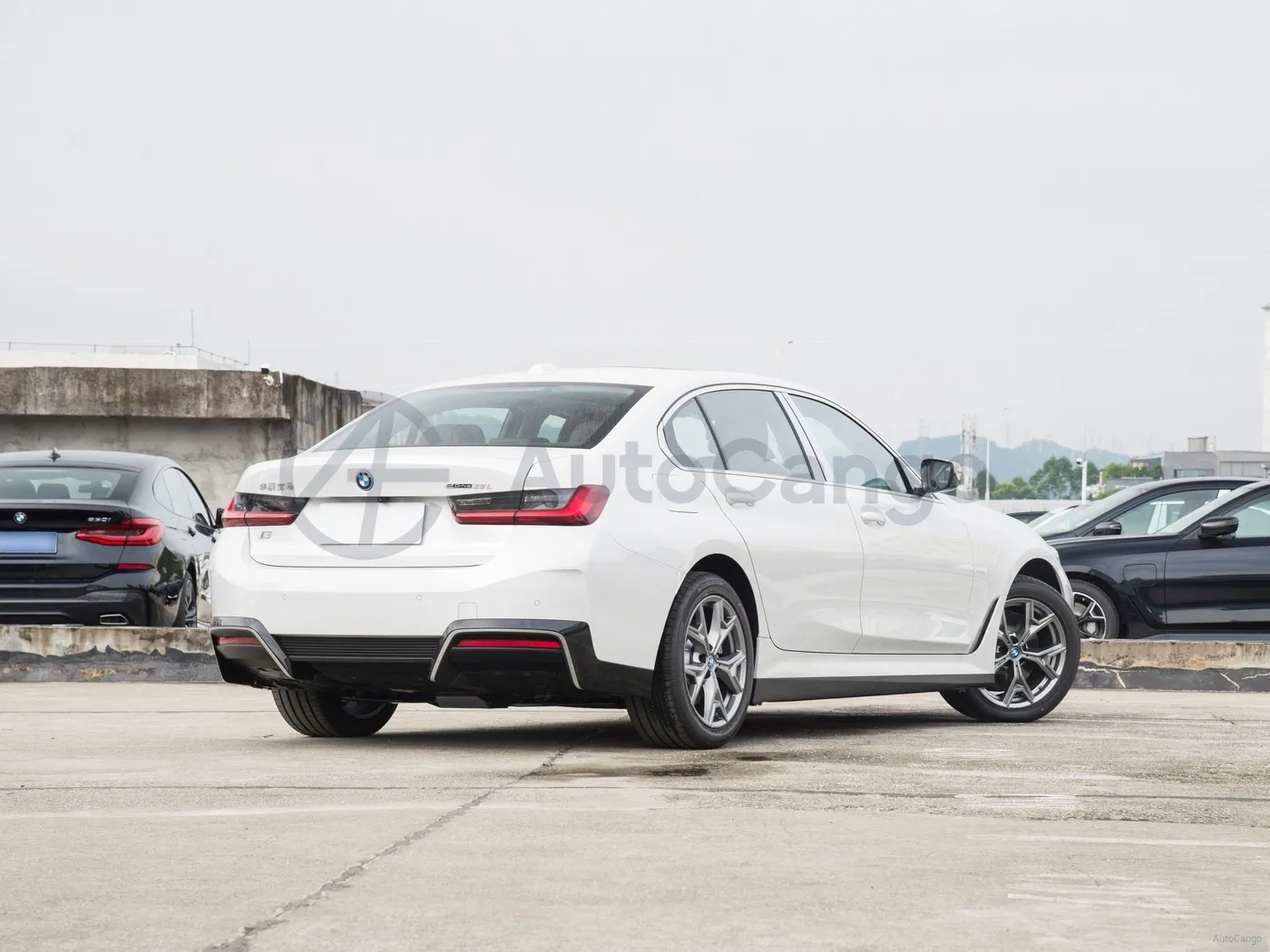 2026 BMW i3 BEV,autocango,china used car exporter,china ev exporter,chinese used car exporter,chinese used ev exporter