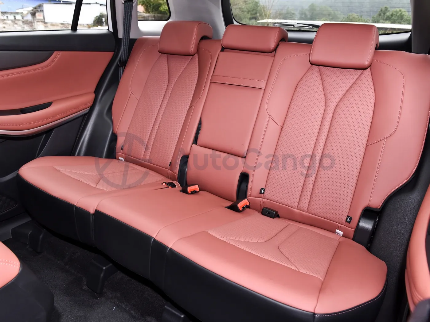 2014 ChangAn CS75 2.0L 158HP L4 6MT,autocango,china used car exporter,china ev exporter,chinese used car exporter,chinese used ev exporter