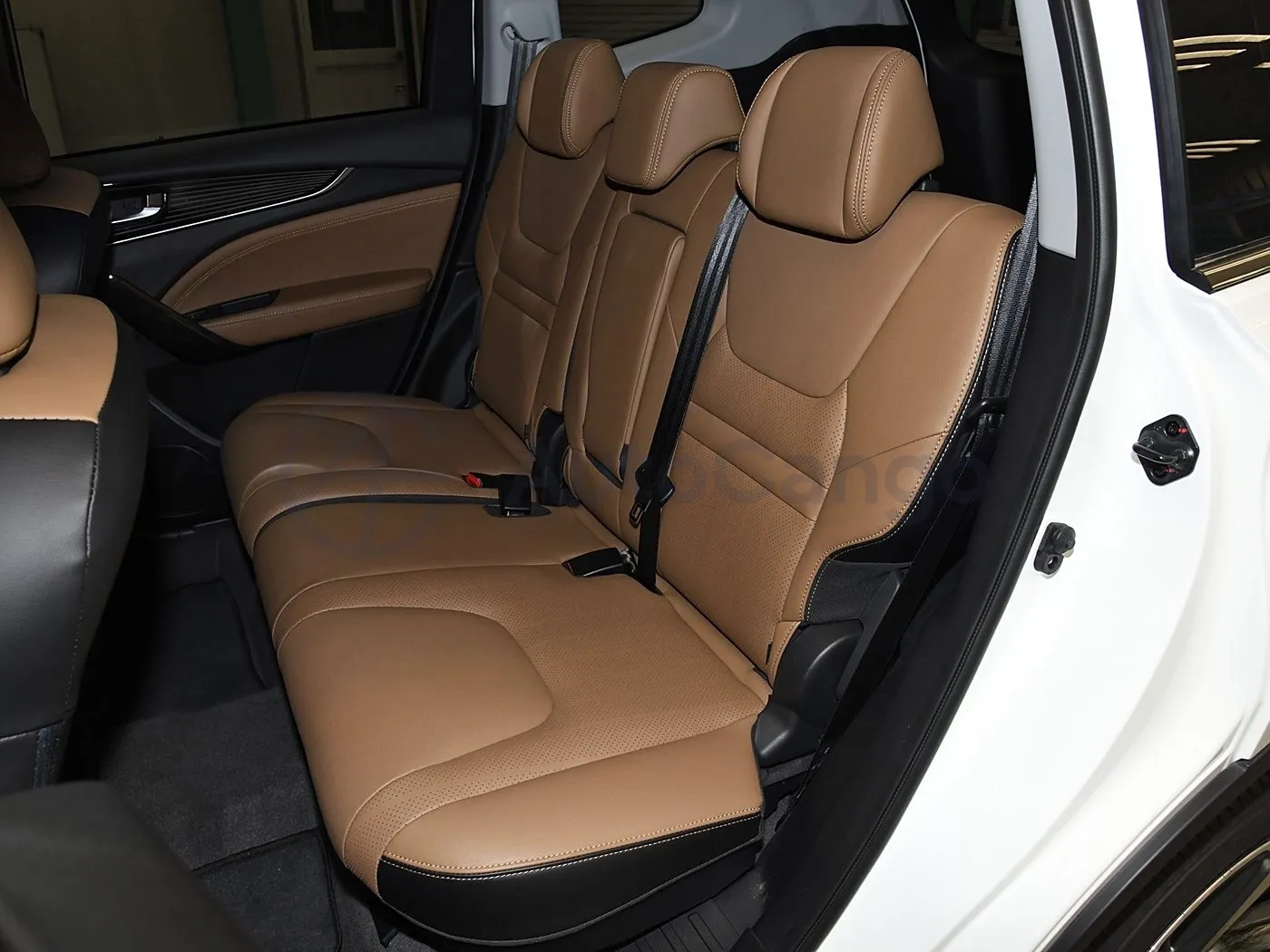 2020 Luxgen URX 1.8T 204HP L4 6AT,autocango,china used car exporter,china ev exporter,chinese used car exporter,chinese used ev exporter