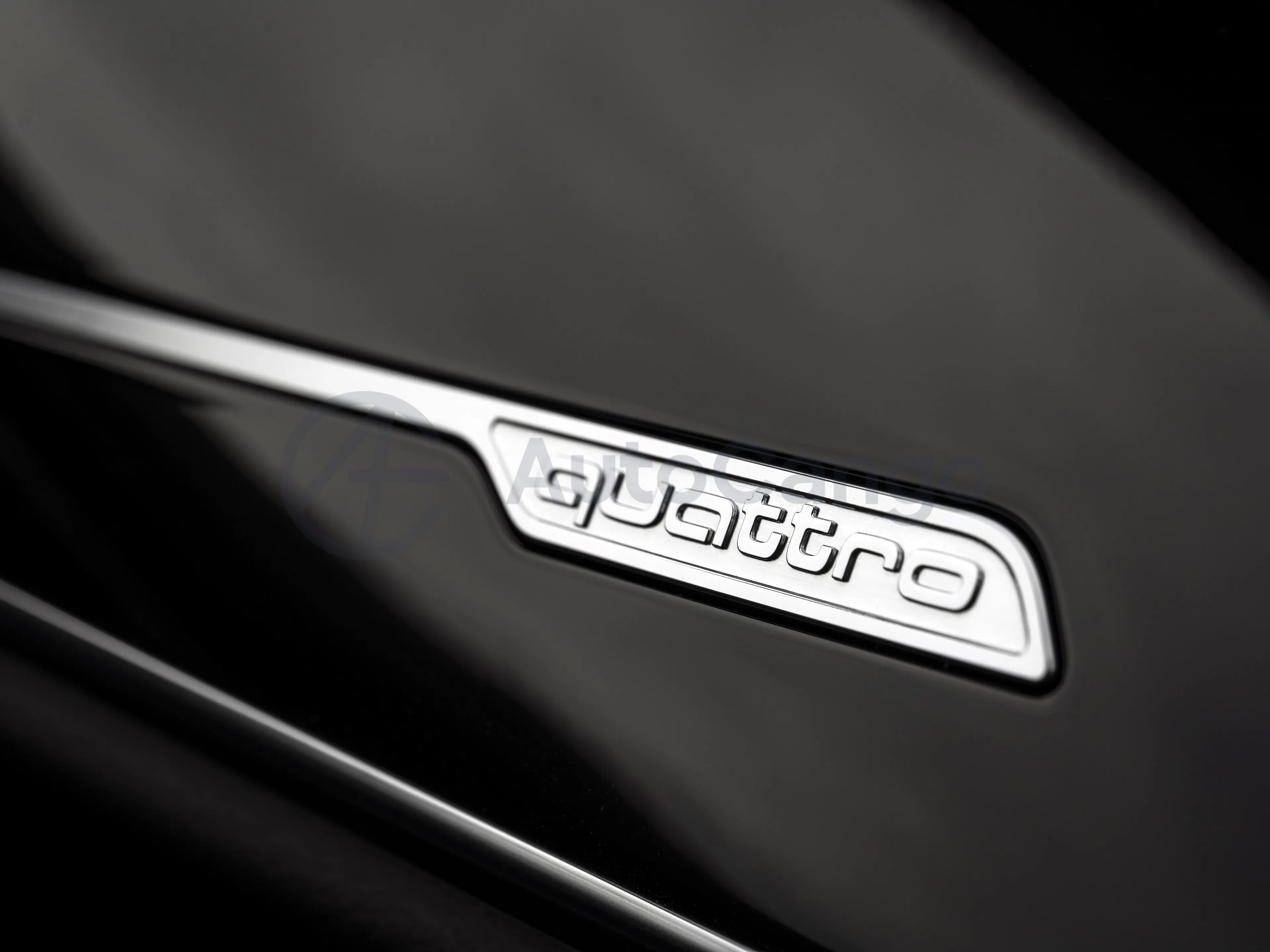 2025 Audi S8 4.0T 571HP V8 8AT,autocango,china used car exporter,china ev exporter,chinese used car exporter,chinese used ev exporter