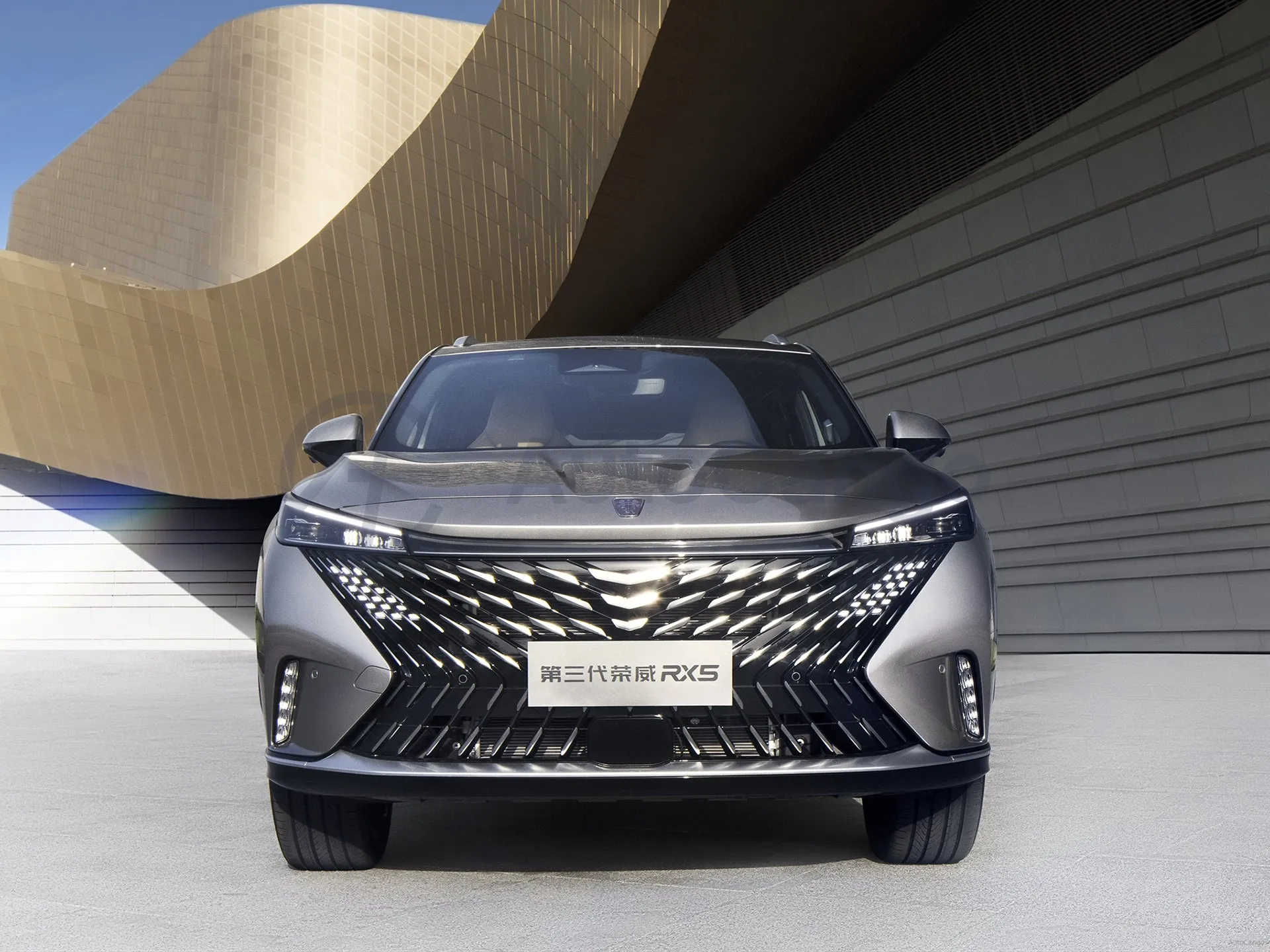 Roewe RX5,autocango,china used car exporter,china ev exporter,chinese used car exporter,chinese used ev exporter