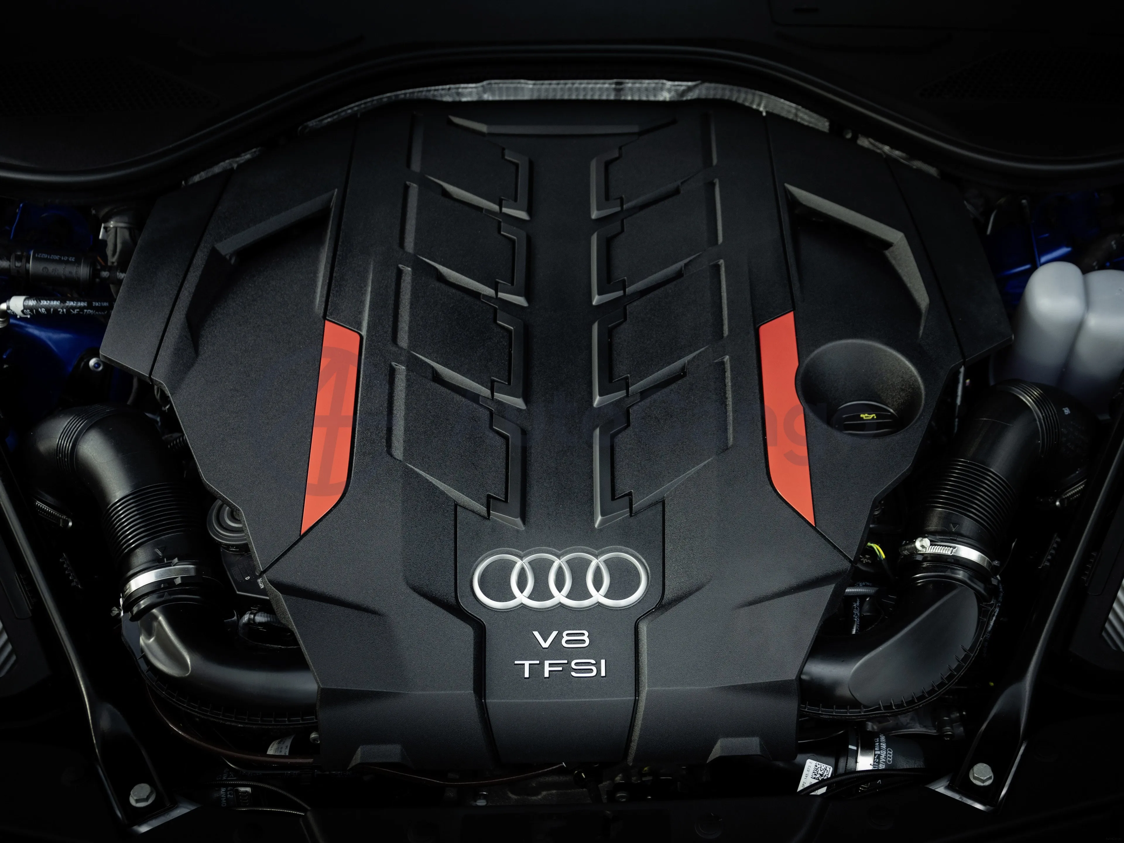 2025 Audi S8 4.0T 571HP V8 8AT,autocango,china used car exporter,china ev exporter,chinese used car exporter,chinese used ev exporter