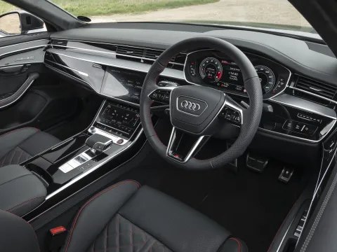 2025 Audi S8 4.0T 571HP V8 8AT