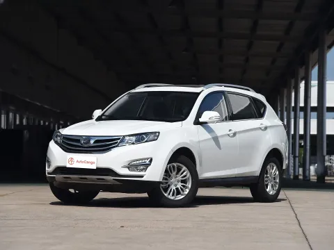 2015 Landwind X5 1.5T 150HP L4 CVT