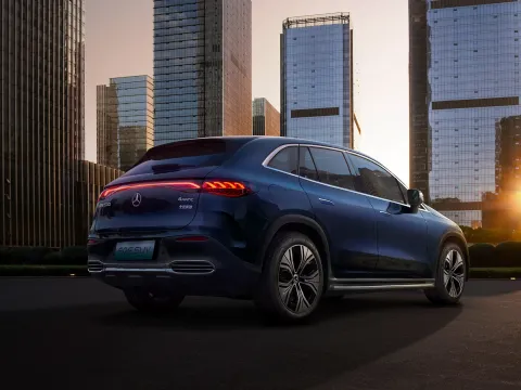 2026 Mercedes-Benz EQE SUV BEV