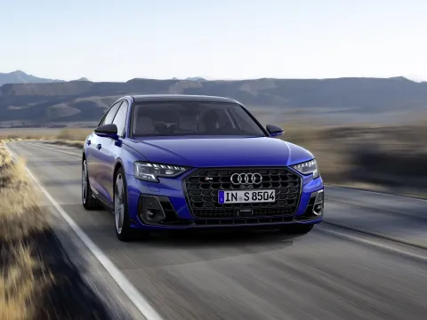 2025 Audi S8 4.0T 571HP V8 8AT