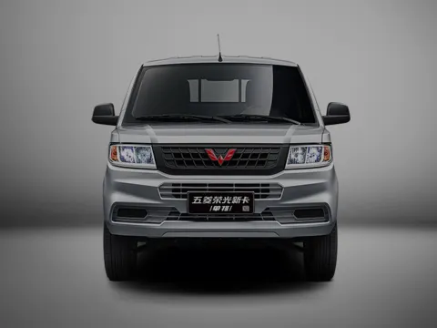 2022 WuLing RongGuang New Truck 1.8L 125HP L4 5MT