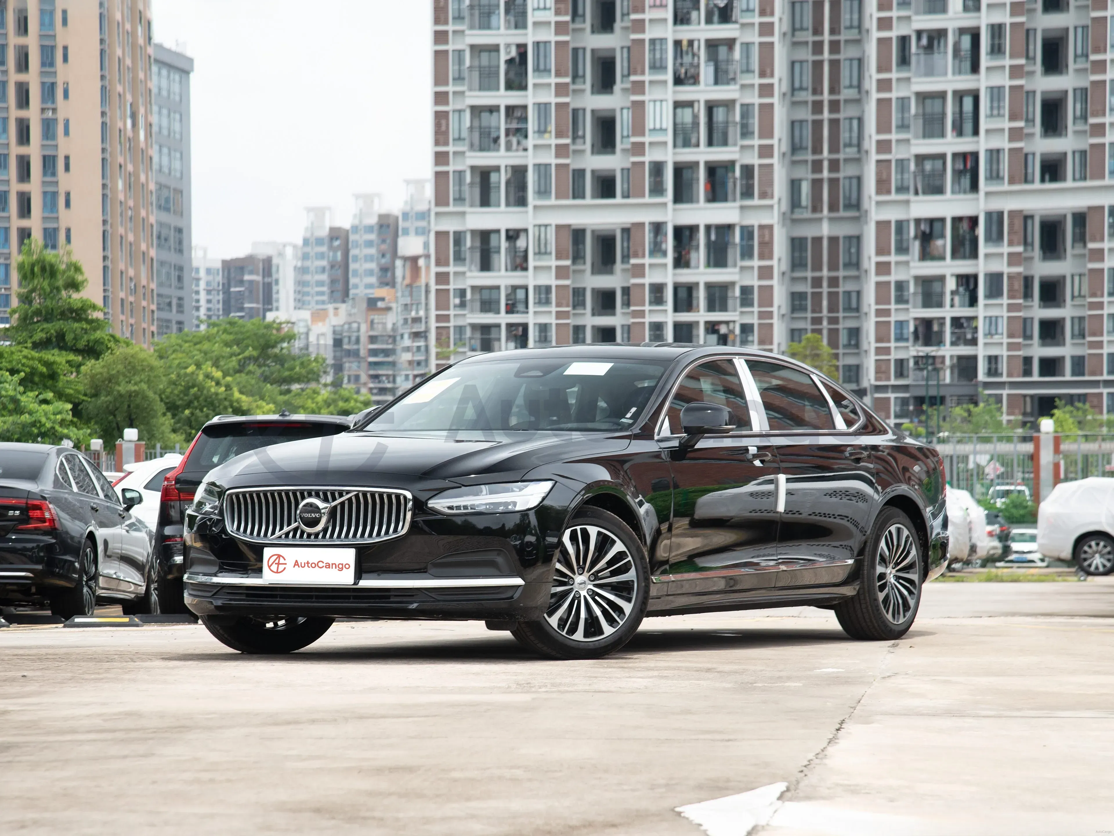 2026 Volvo S90 2.0T 250HP L4 8AT MSRP 450900 Specs and Details