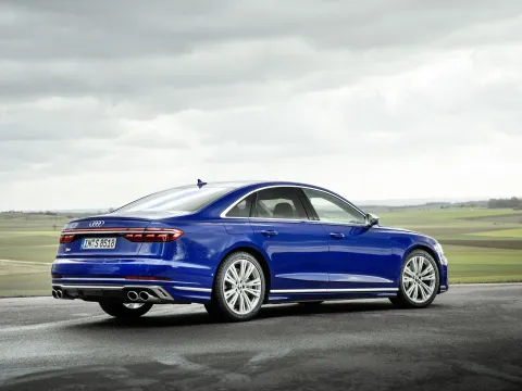 2025 Audi S8 4.0T 571HP V8 8AT
