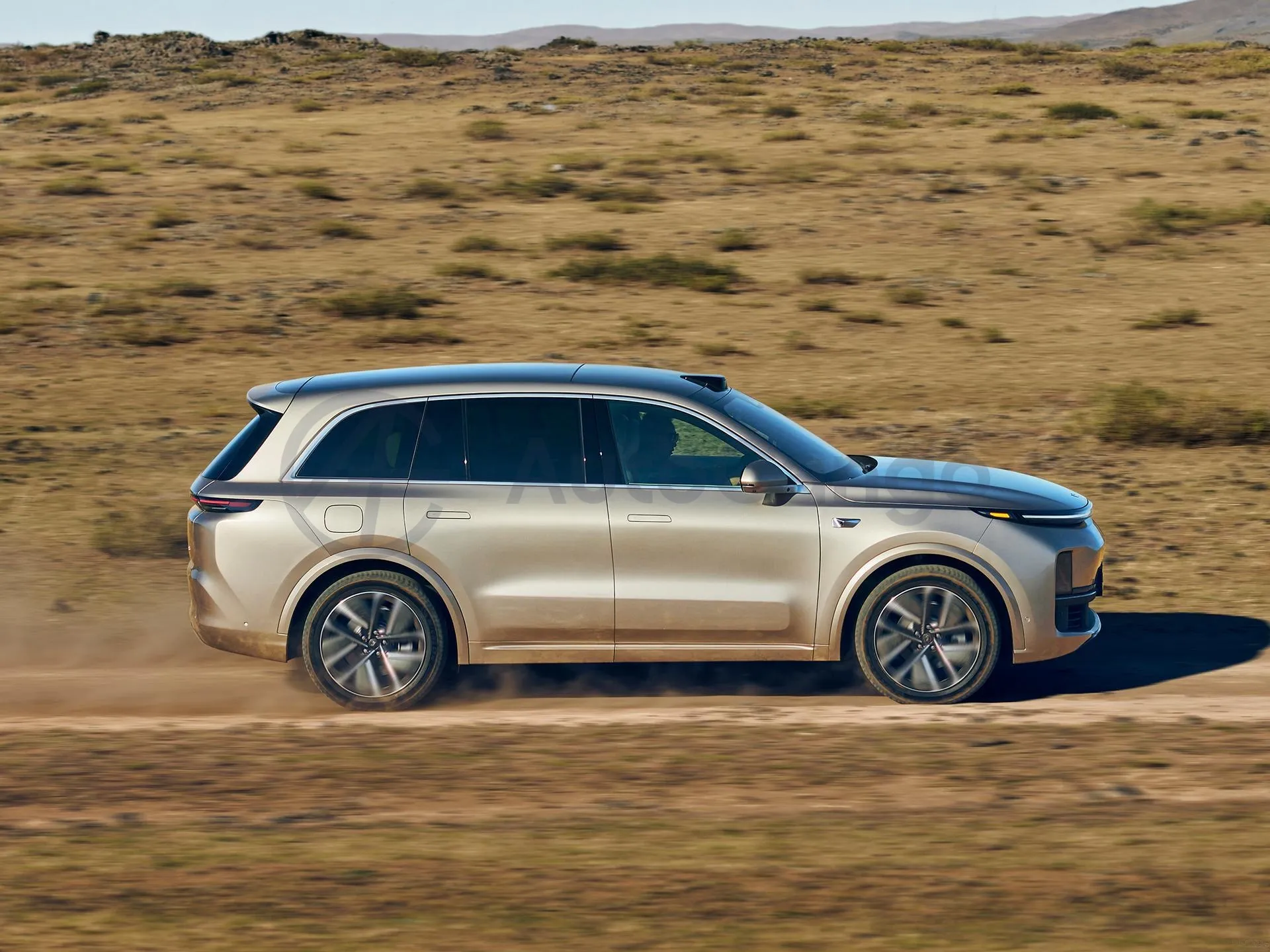 2023 Li L8 Range Extended 154HP REEV 40.9KWH,autocango,china used car exporter,china ev exporter,chinese used car exporter,chinese used ev exporter