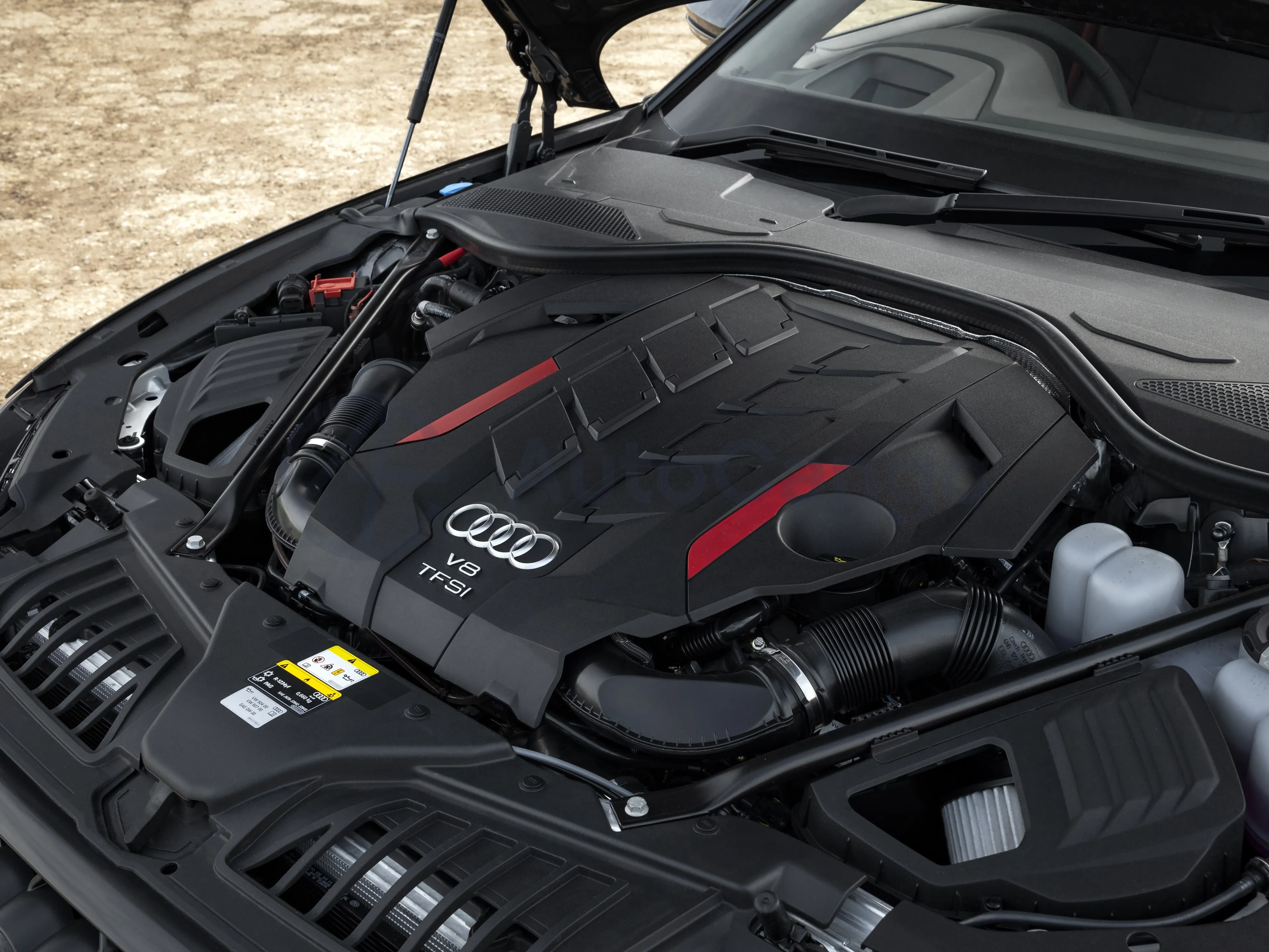 2025 Audi S8 4.0T 571HP V8 8AT,autocango,china used car exporter,china ev exporter,chinese used car exporter,chinese used ev exporter