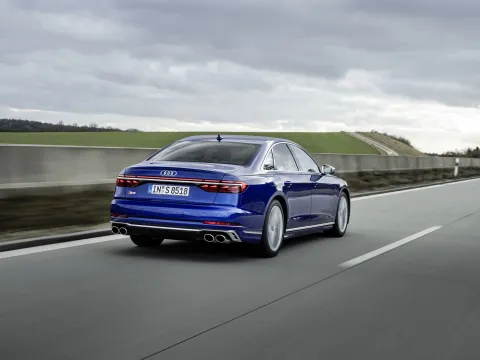 2025 Audi S8 4.0T 571HP V8 8AT