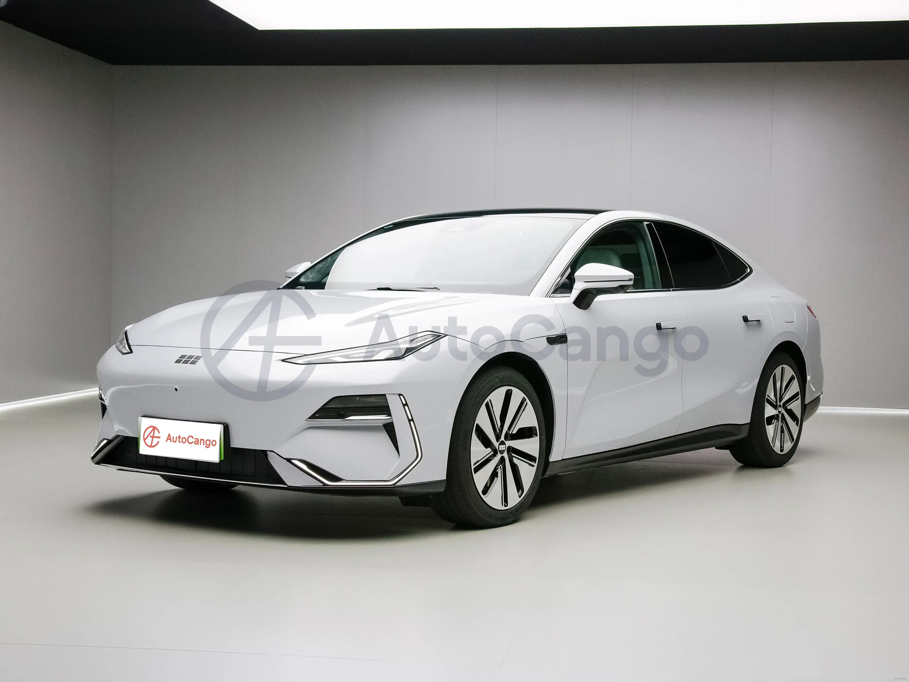 2025 Geely Galaxy E8 BEV 62KWH MSRP 149800 Specs and Details