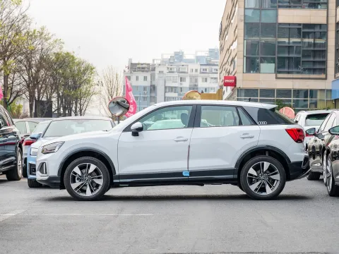 2022 Audi Q2L 1.4T 150HP L4 7DCT
