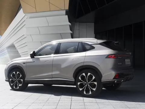 Roewe RX5
