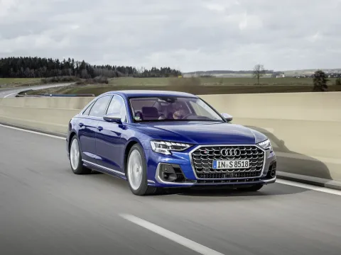 2025 Audi S8 4.0T 571HP V8 8AT