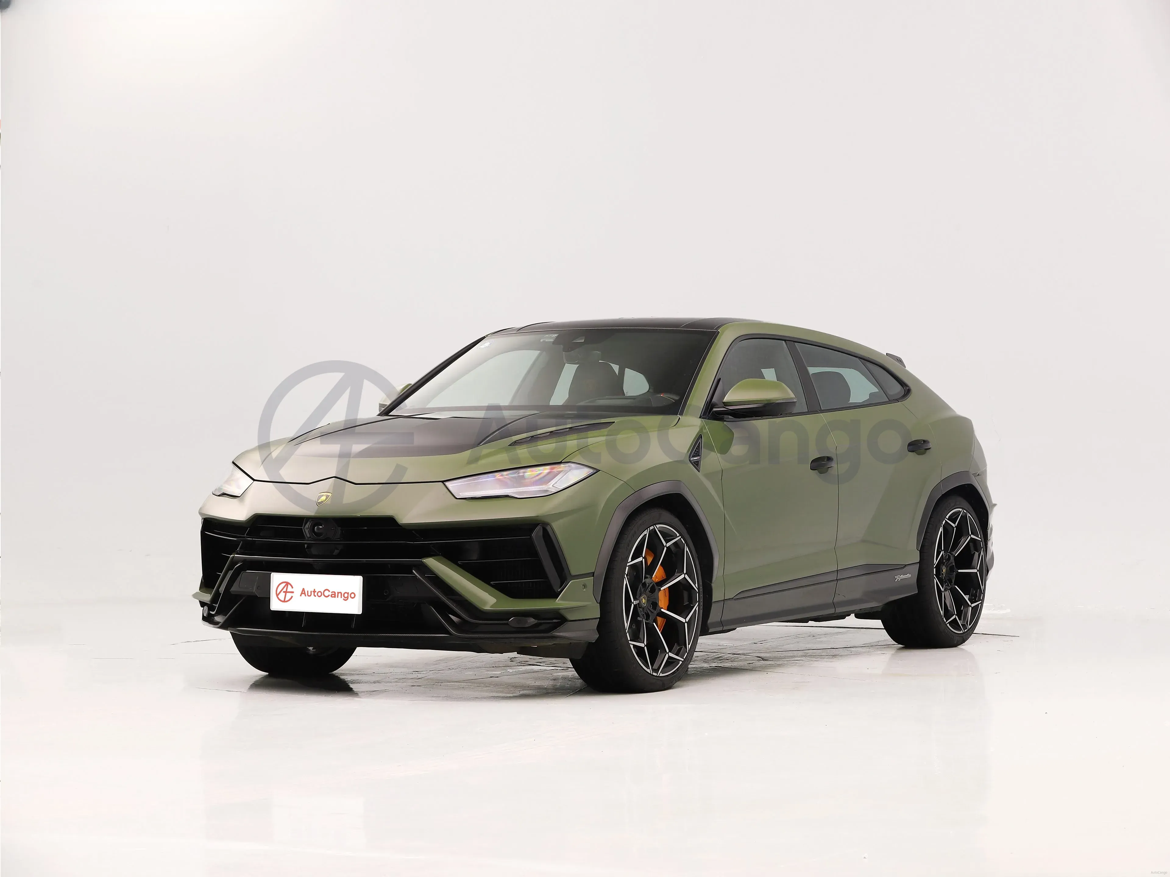 2023 Lamborghini Urus 4.0T 641HP V8 8AT MSRP 2970000 Specs and