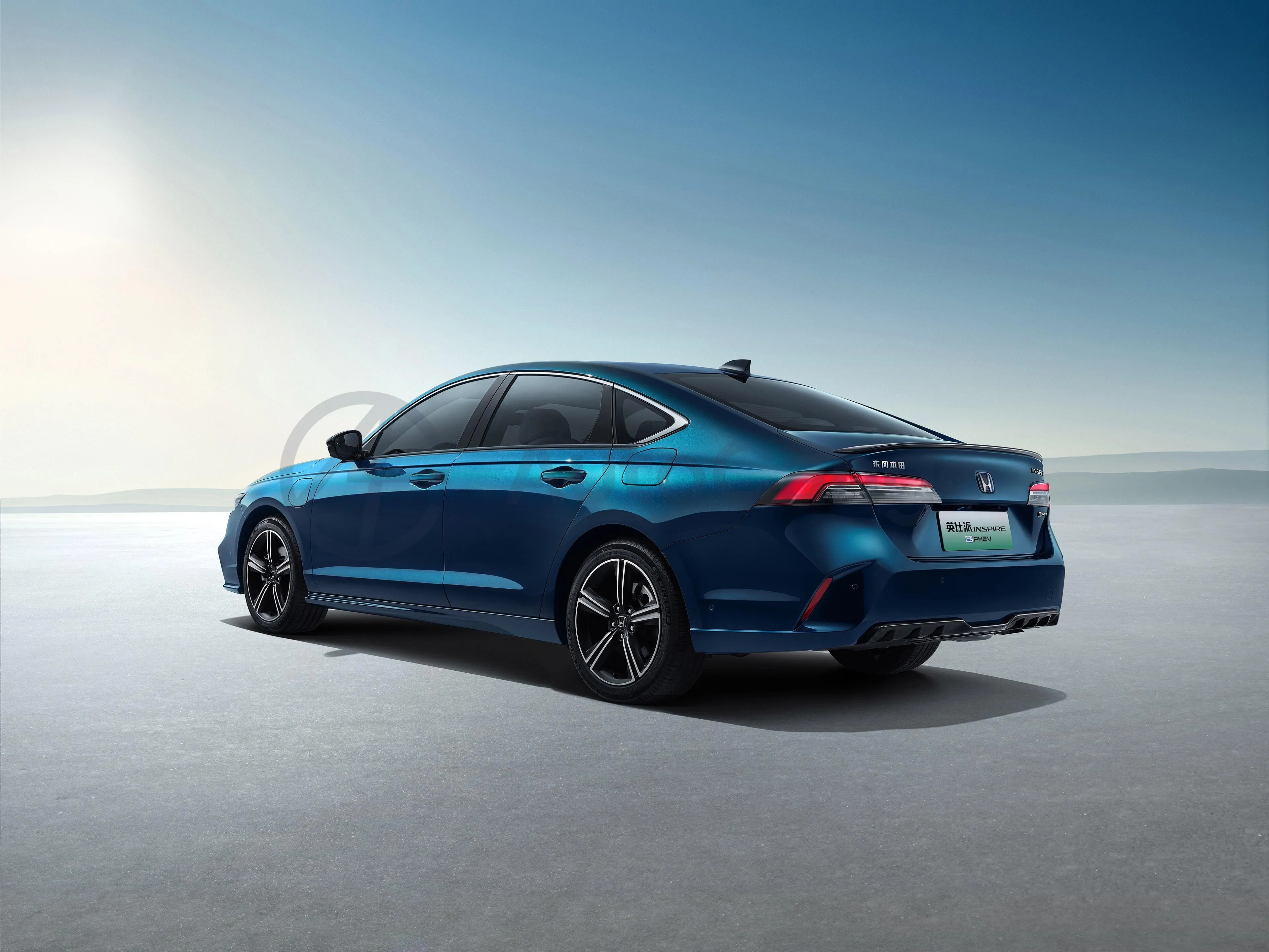 HONDA INSPIRE プレミアム ブラキッシュ・パール (CS) 2023 Honda Inspire 2.0L 148HP L4 E-CVT PHEV MSRP 258800 Specs and
