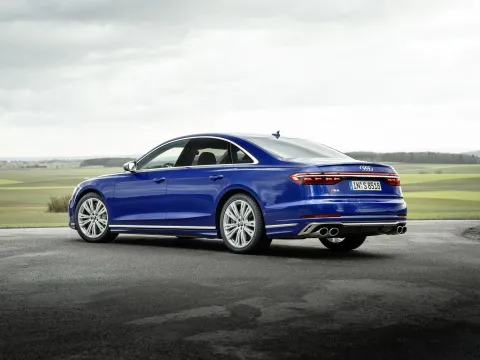 2025 Audi S8 4.0T 571HP V8 8AT