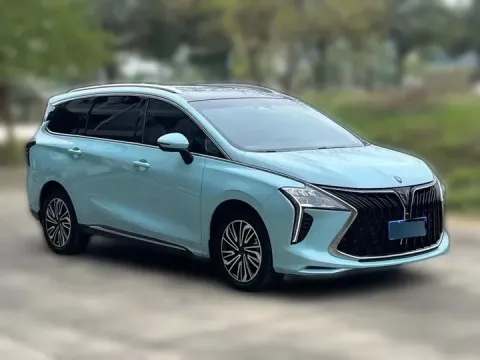 2022 DongFeng Forthing Yacht 1.5T 197HP L4 7DCT,autocango,china used car exporter,china ev exporter,chinese used car exporter,chinese used ev exporter