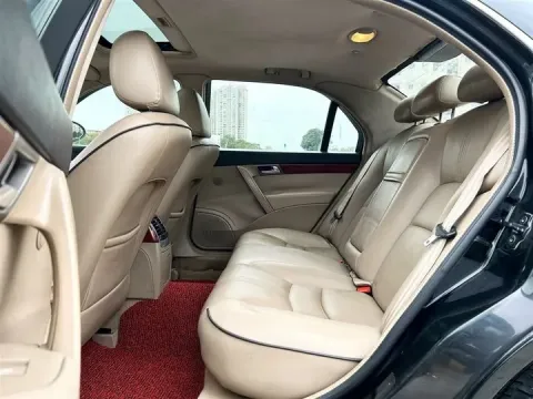 2011 Roewe 750 1.8T 160HP L4 5AT