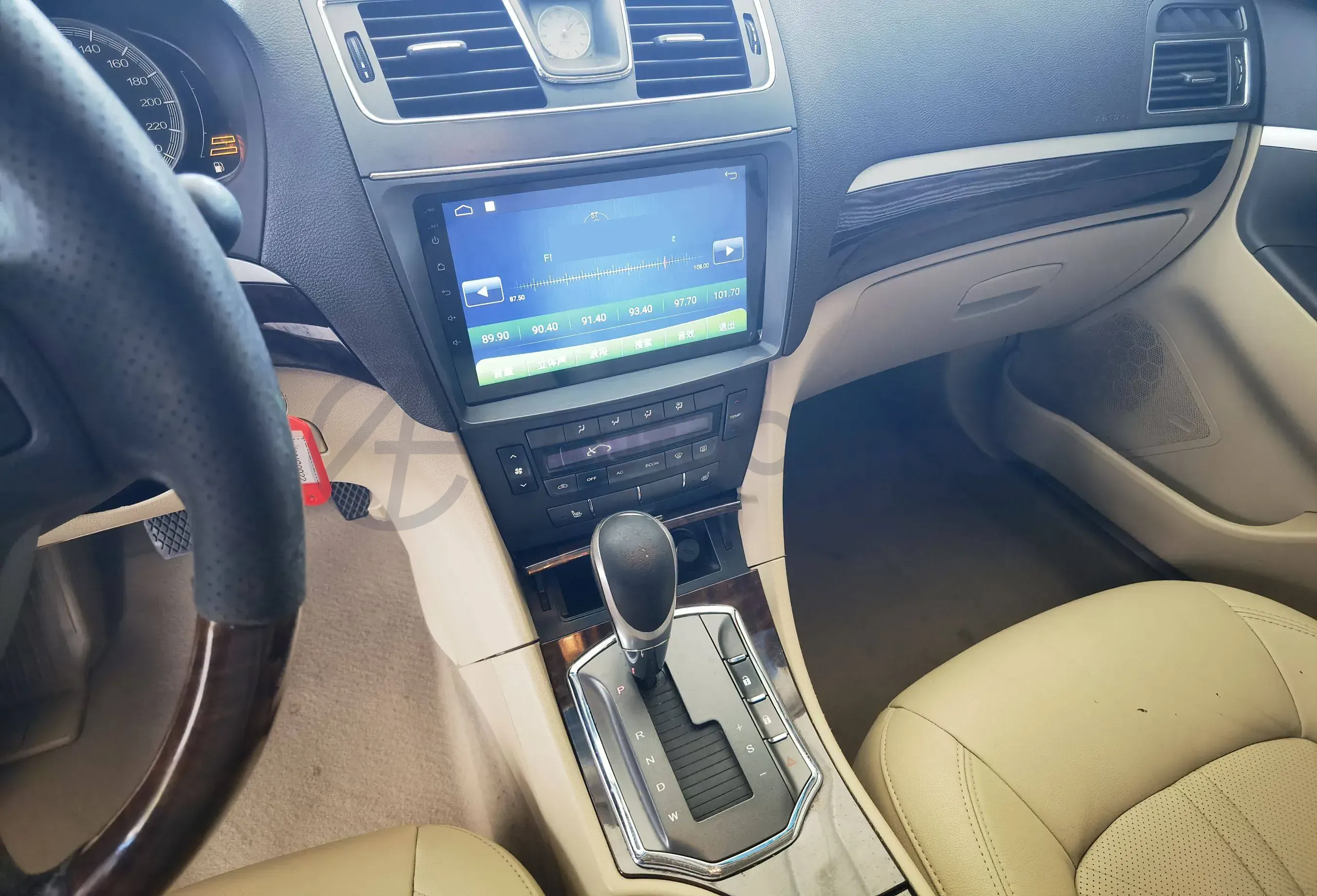 2011 Roewe 750 1.8T 160HP L4 5AT,autocango,china used car exporter,china ev exporter,chinese used car exporter,chinese used ev exporter