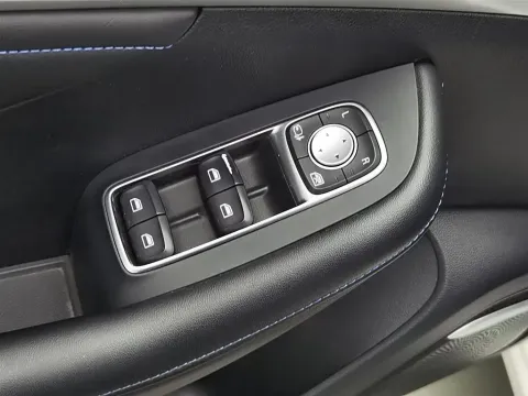 2021 Rising Auto ER6 BEV 69.9KWH