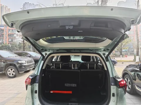 2022 DongFeng Forthing Yacht 1.5T 197HP L4 7DCT