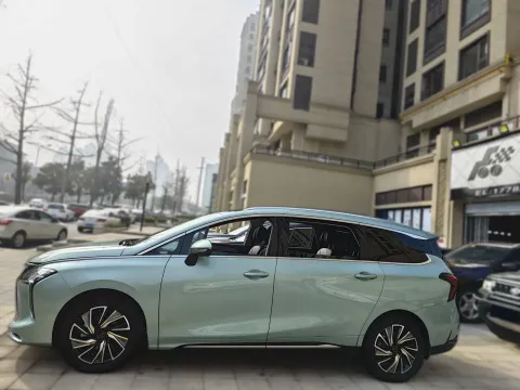 2022 DongFeng Forthing Yacht 1.5T 197HP L4 7DCT