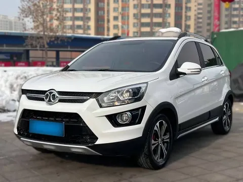 2015 BeiJing Auto Senova X25 1.5L 116HP L4 5MT,autocango,china used car exporter,china ev exporter,chinese used car exporter,chinese used ev exporter