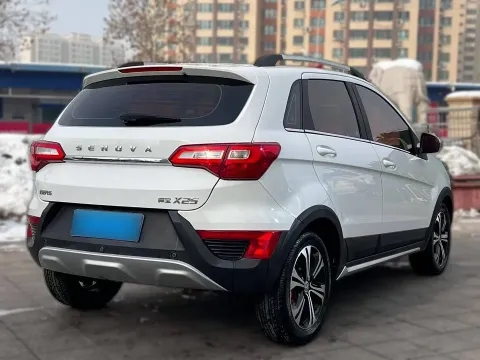 2015 BeiJing Auto Senova X25 1.5L 116HP L4 5MT