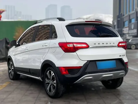 2015 BeiJing Auto Senova X25 1.5L 116HP L4 5MT