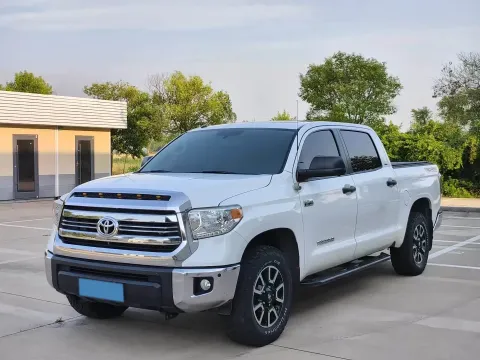 2014 Toyota Tundra 5.7L 386HP V8 6AT,autocango,china used car exporter,china ev exporter,chinese used car exporter,chinese used ev exporter