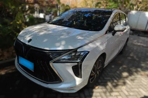 2022 DongFeng Forthing Yacht 1.5T 197HP L4 7DCT,autocango,china used car exporter,china ev exporter,chinese used car exporter,chinese used ev exporter