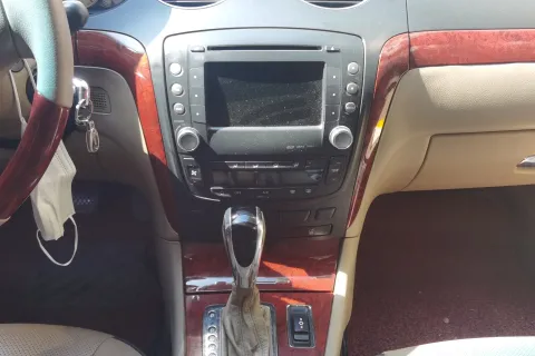 2009 Roewe 750 1.8T 160HP L4 5AT