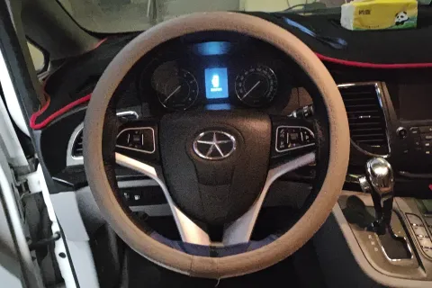 2014 JAC Refine M5 2.0T 177HP L4 5AT