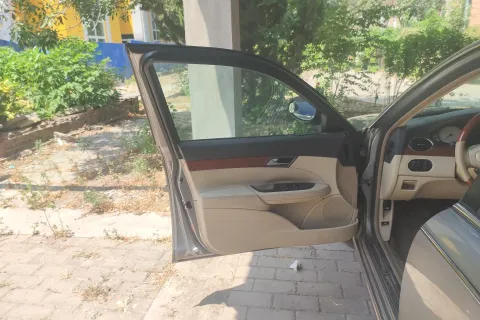 2009 Roewe 750 1.8T 160HP L4 5MT