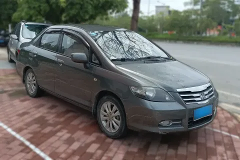 2011 Everus S1 1.3L 82HP L4 5MT