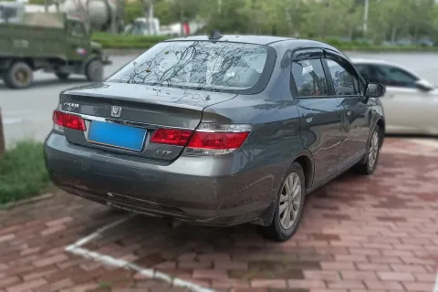 2011 Everus S1 1.3L 82HP L4 5MT